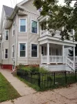 Spacious 2 Bedroom apartment close to Yale Bowl