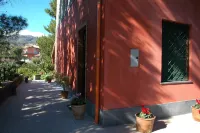 Nunziata: "Villa Dei Lemons" House / Villa between the sea and Mount Etna