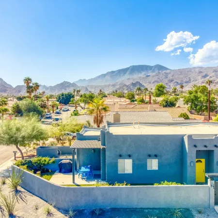 DESERT PLACE- Pool,Spa,Mountain views, Hike, Bike trails,3BR-2Bath,Permit 222362