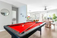 NEW Ocean Eyes/3 Blocks to Beach/Backyard Oasis/Massage Chair/Bikes/lLaundry