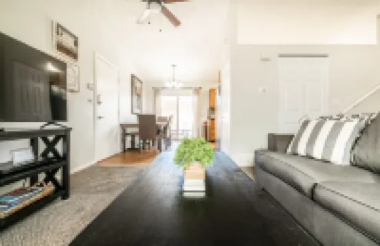 "Central Springs" Super Cozy 4Bed / 2Bath Home GREAT Location! Click to see more