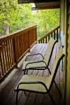 Awesome Fully Furnished Ski Chalet for 6 is Close to Slopes!