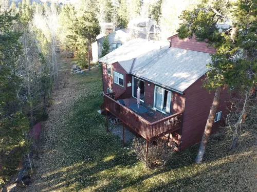Awesome Location-Perfect Family Get Away-Amazing Views, Hot Tub & Pool Table