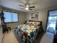 Moose Haven Cabin Close to ATV trails and Lake Pactola