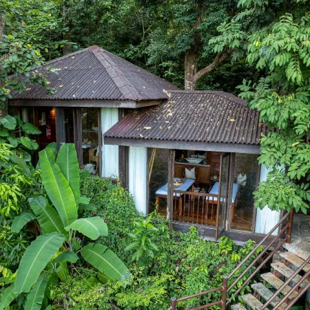 Ambong Rainforest Retreat