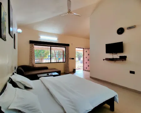 Kanha Resort Hotels in Mandla