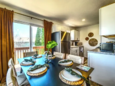 Willmar Jungle Safari Retreat! Hotels in Willmar