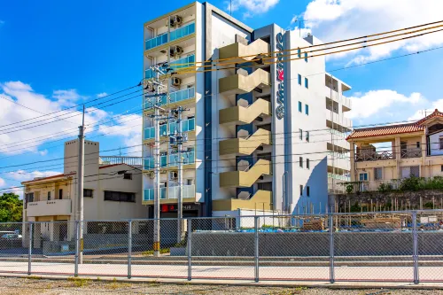 Mr.Kinjo Inn in Front of Children Medical Care Center
