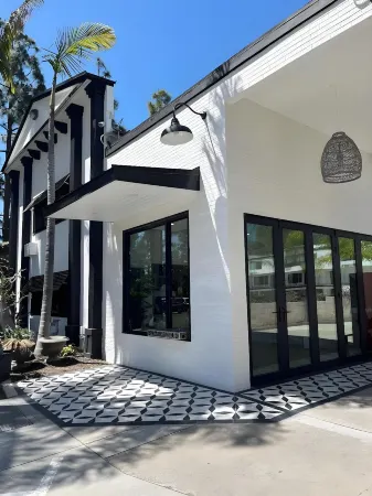 Anaheim Maingate Inn