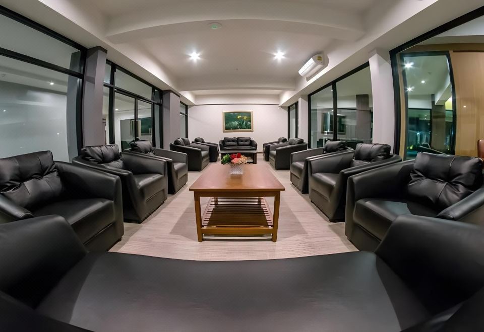 부리람 호텔 추천