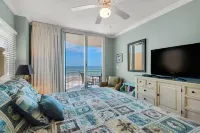 Closest 2 Bedroom to Beach Spectacular Gulf, Pier, & 🐬 View at A403 Waterscape Hotels in Okaloosa Island