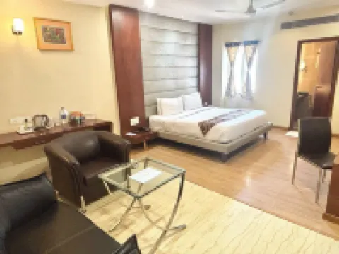 Hotel Avalon Inn Hotels in 