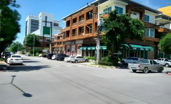 4. 자크 레지던스..