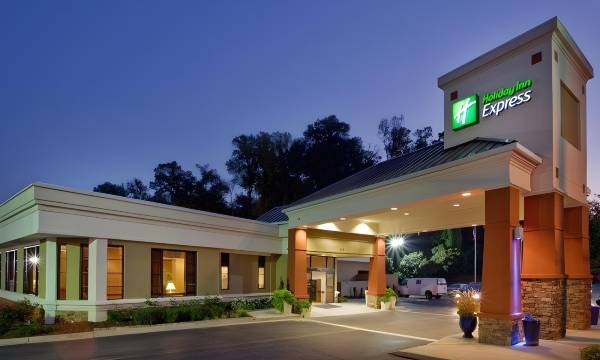 Holiday Inn Express Athens-University Area by IHG