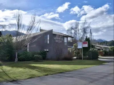 Larchwood Motel Hotel di 