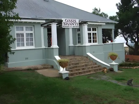 Oasis Shanti Backpackers Отели в г. Оудсхорн