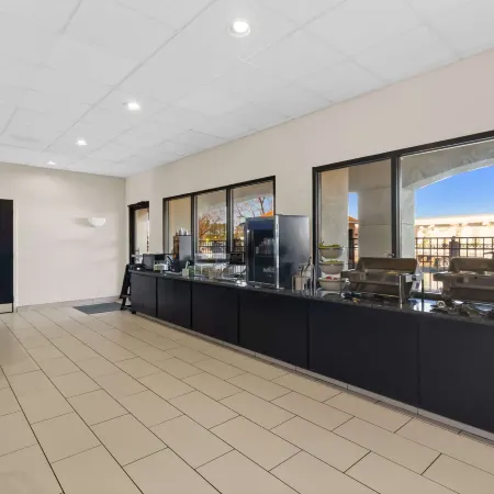 Comfort Suites