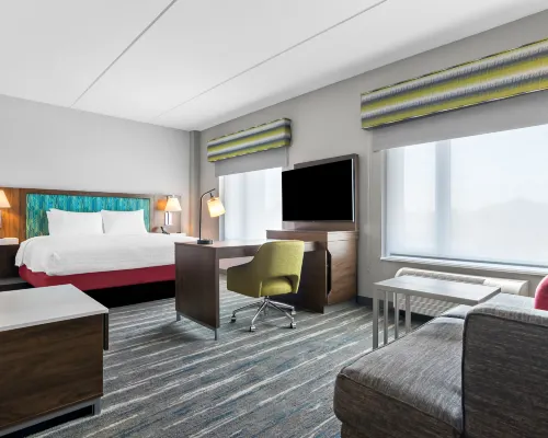 Hampton Inn & Suites by Hilton Chicago Medical District UIC Hotels near Douglas Park
