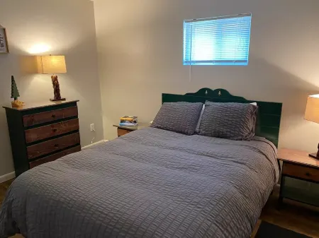 Creekside Cottage - Mountain Lovers Dream