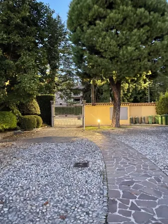 INTERIOR 13 - Coffee, Wifi & 15 min to MXP - Cozy Apt with all the comforts Отели в г. Сомма-Ломбардо