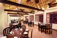 Hotel Jungle Lodge Tikal - servizio colazione