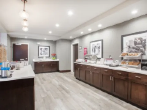 Hampton Inn Rochester-Penfield Hotels in Penfield