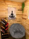 King Bed / Coffee Bar / Meditation Room / Remote Work / PacMan / 30min to NYC