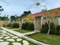 アラムコテージウルワツ Tirtha Chapel周辺のホテル