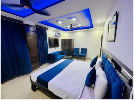 Blue Swiss Hotel & Cafe