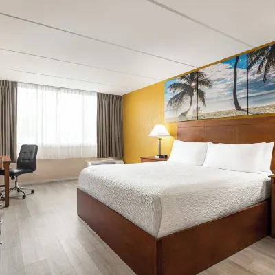 EnVision Hotel Miami International Airport Hotels near Norwegian Cruise Line