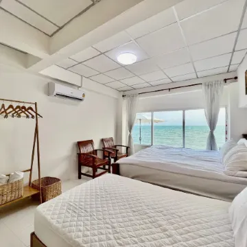 Gao Check in Phala Beach Front