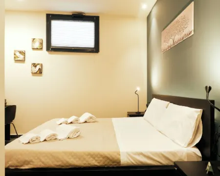 Hub Rooms Hotels in Carini