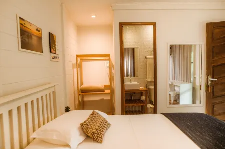 Pousada Seu Dodó Отели в г. Фернанду-ди-Норонья