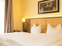 Naam Hotel & Apartments Frankfurt City-Messe Airport Hotels near Rebstockpark