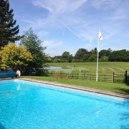 Whitethorn Bed and Breakfast