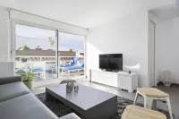Sitges Group Blue&White