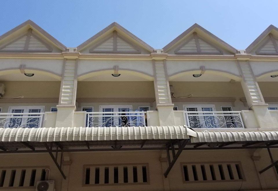 1. 게스트하우스 사..