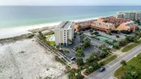 Destin on the Gulf 407 2 Bedroom Condo by RedAwning Hotels near Harbor Blvd
