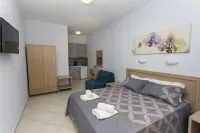 Hotel Loukas Vrachos - parking