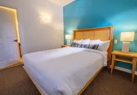 Waters Edge Shoreside Suites - balcony