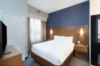 查爾斯頓機場Residence Inn 酒店 - 廚房