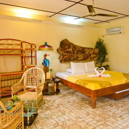 Deep Forest Garden Hotel