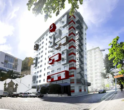 Sport Hotel Gym + Spa Hotels near Elevador da Goldra