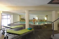 Hotel Krone Lenk Hotel di Lenk