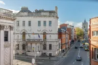 Dublin Castle Suites