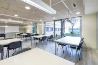 阿爾貝格大學生宿舍雷薩洛斯阿貝杜萊斯 - 校園住宿