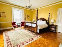 The Hamilton Hoppin House Hotels in Middletown