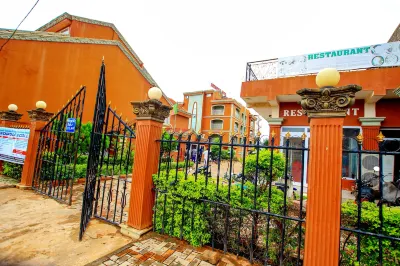 Benin Metropole Hotel Hotels near Tchoukoutou-drome