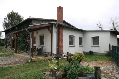 Ferienhaus in Parmen bei Feldberg Hotels in der Nähe von “Liebesbrücke“ Prenzlau
