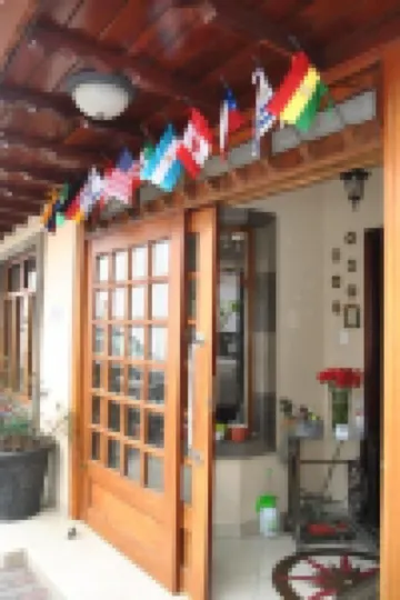 Hotel Makroz Colonial